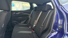 Nissan Qashqai 1.3 DiG-T Acenta Premium 5dr Petrol Hatchback